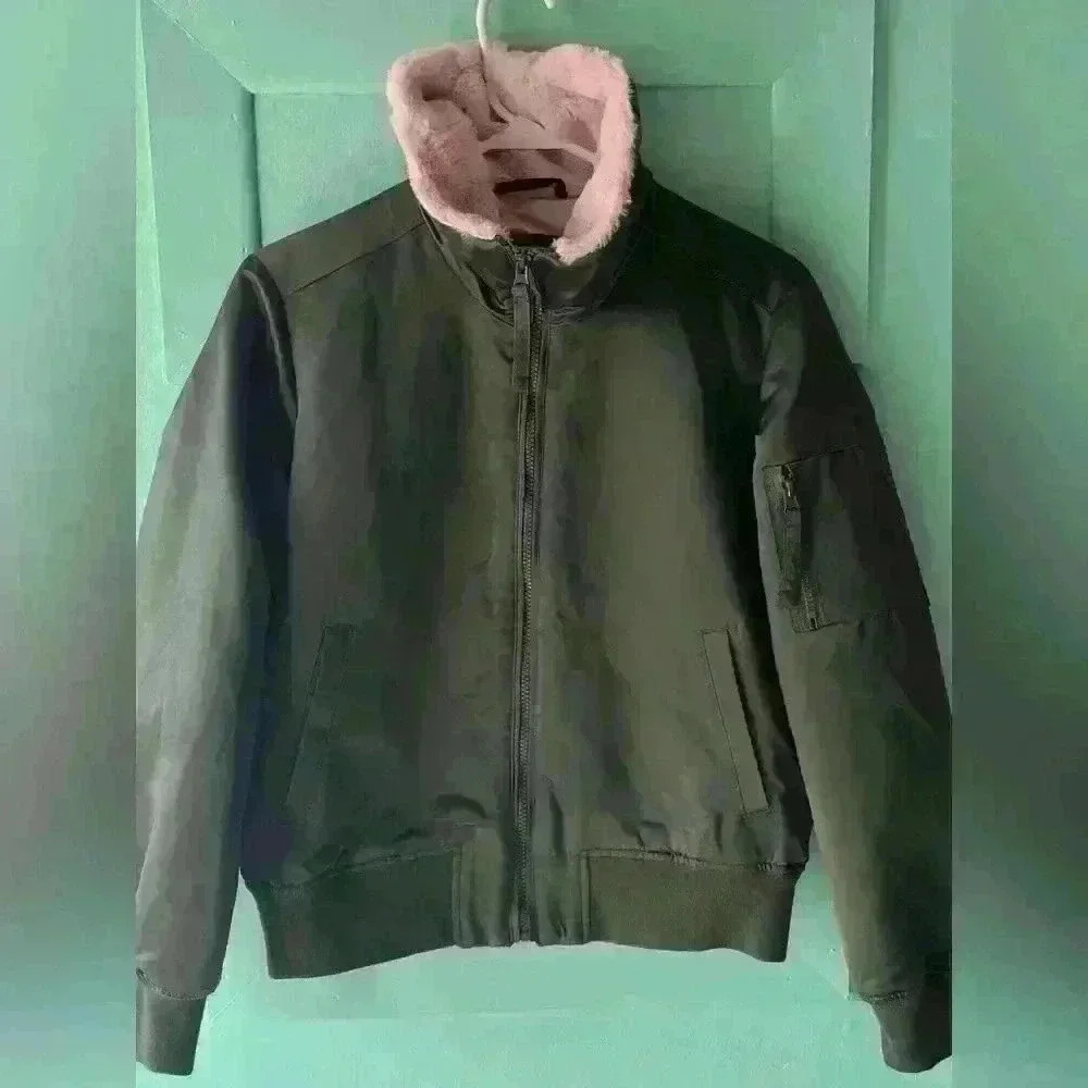 GAP - Women’s satin bomber jacket with pink fleece lining. Size small